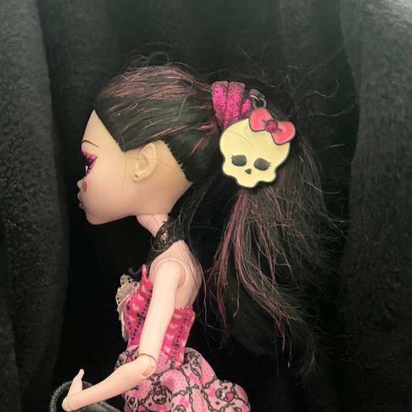 Vintage Monster High, Draculora G1, from Dot dead gorgeous also includes tiara - Picture 9 of 10